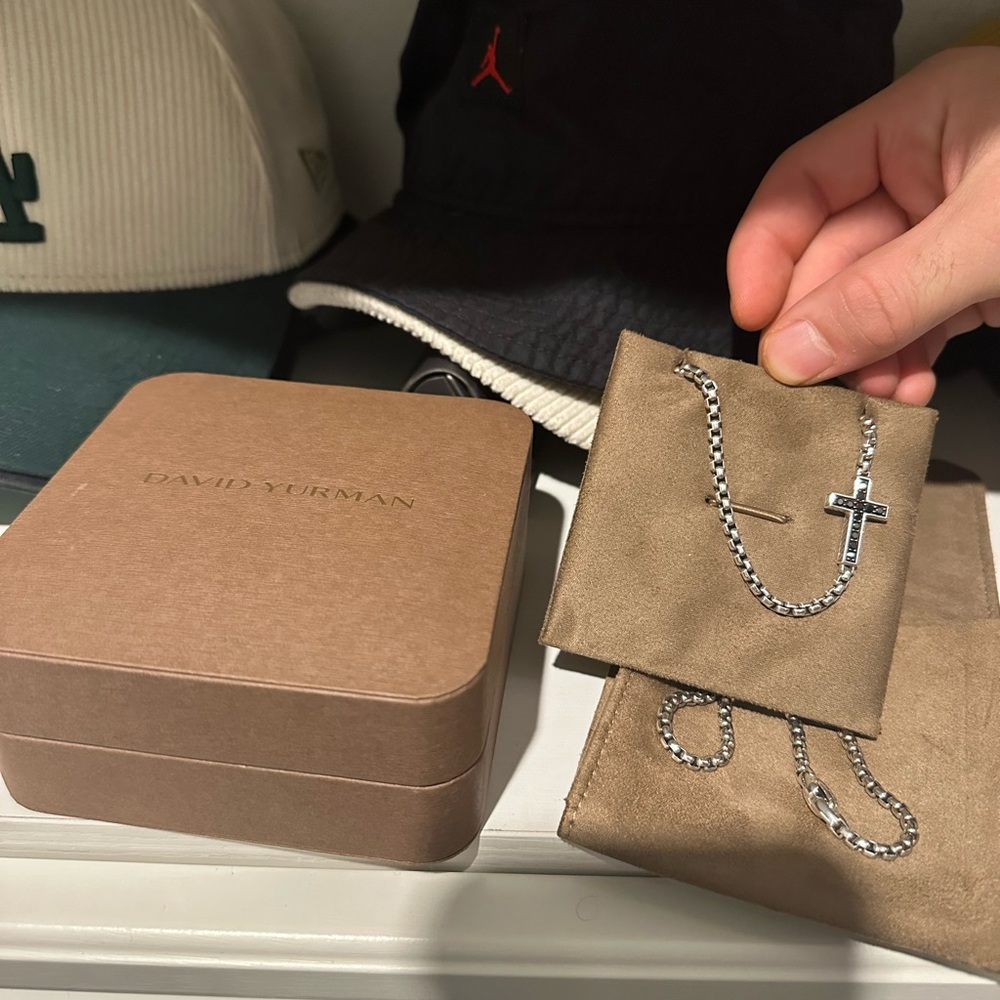 David Yurman Men’s Chain, Black Diamond and sterling silver 22’